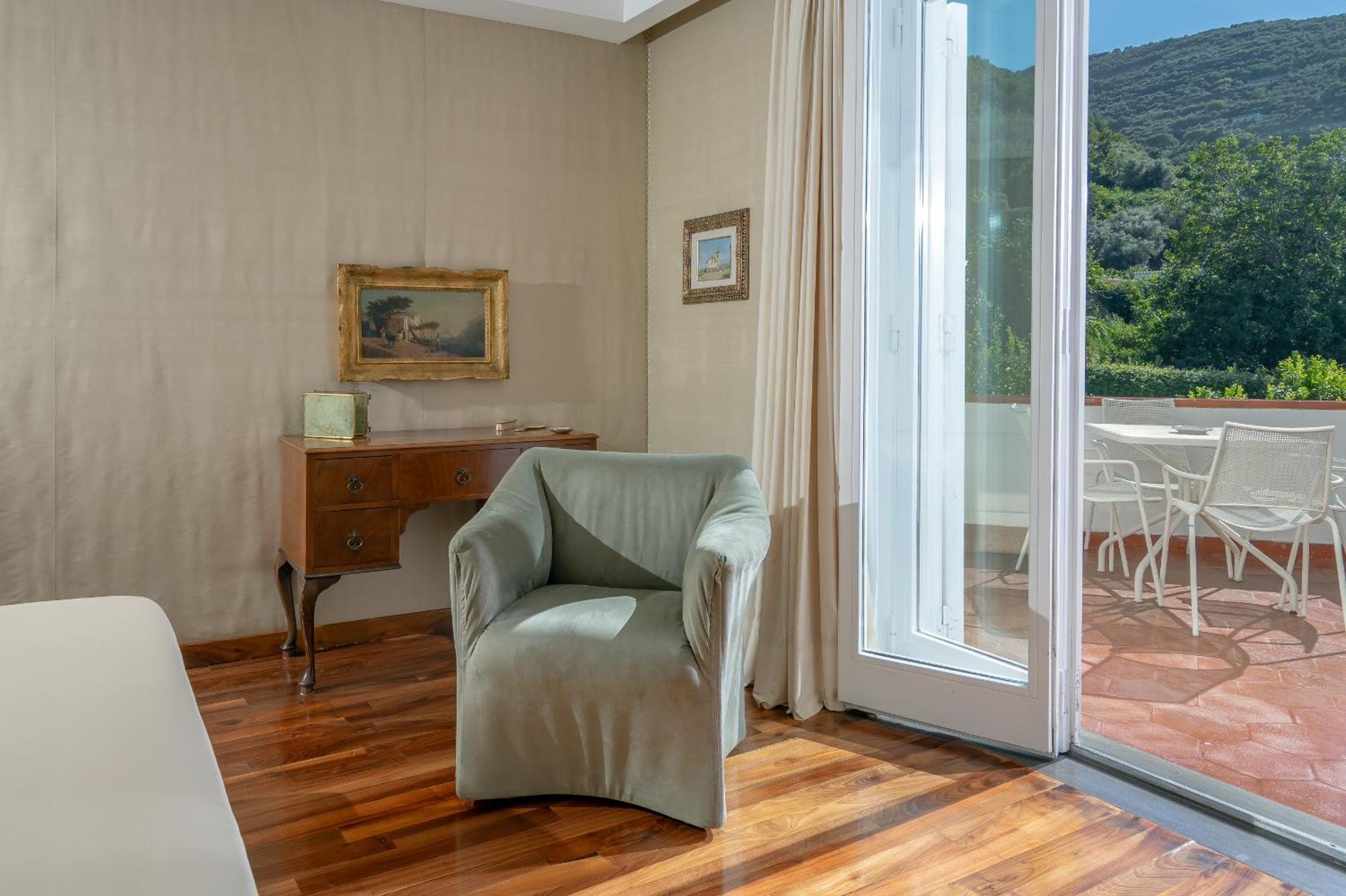 Villagraziosa Вико Екуензе Екстериор снимка